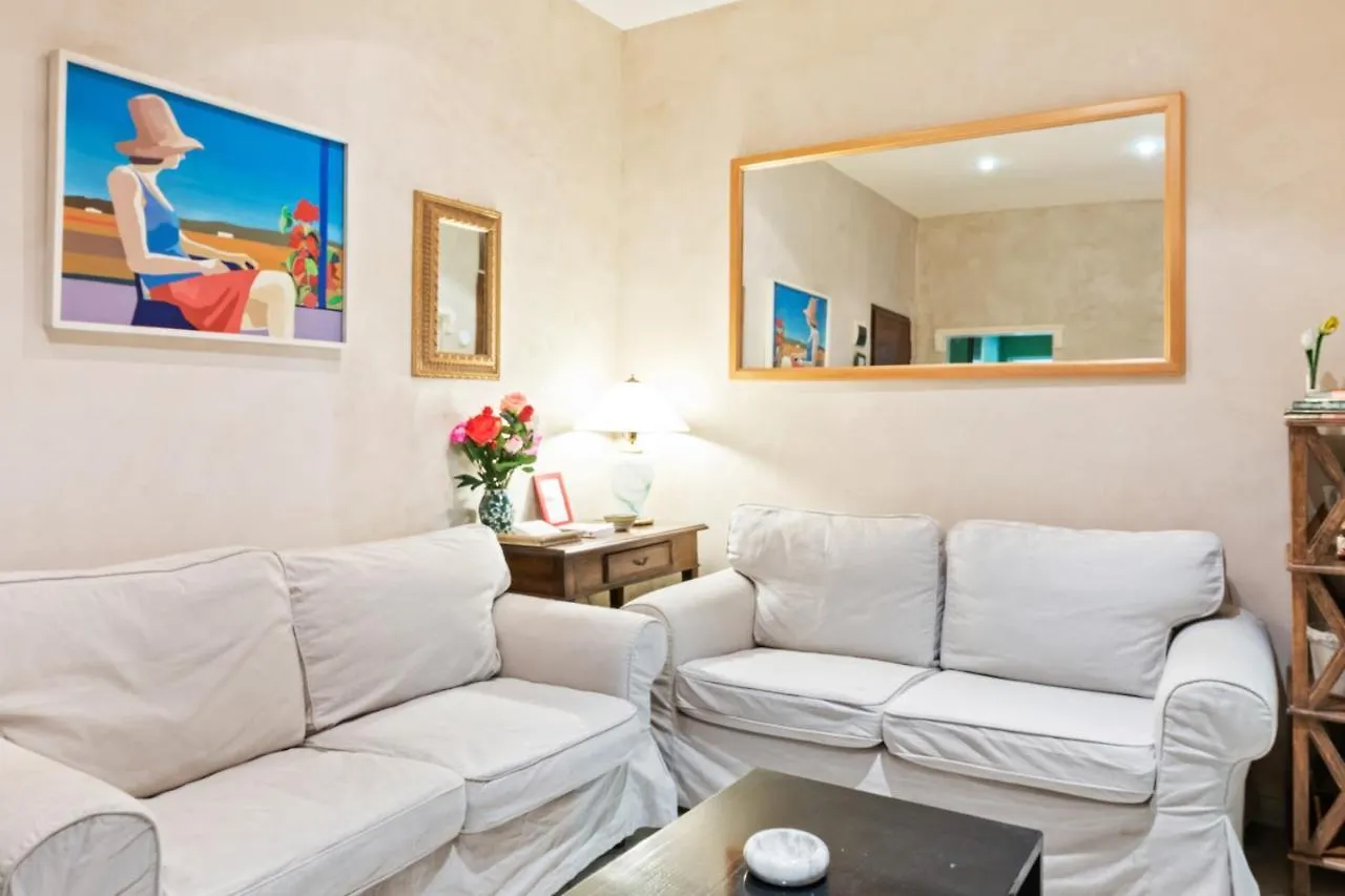 Pergola Theater Apartment Firenze